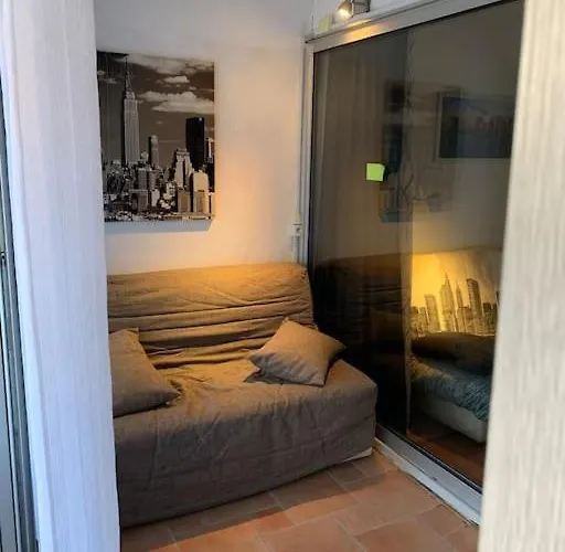 Centre Port, Cap D'agde アパート